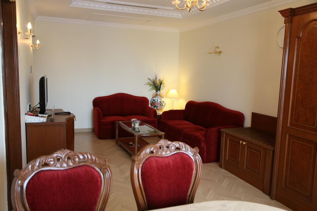 Hotel Benzz Park צ'נאי מראה חיצוני תמונה