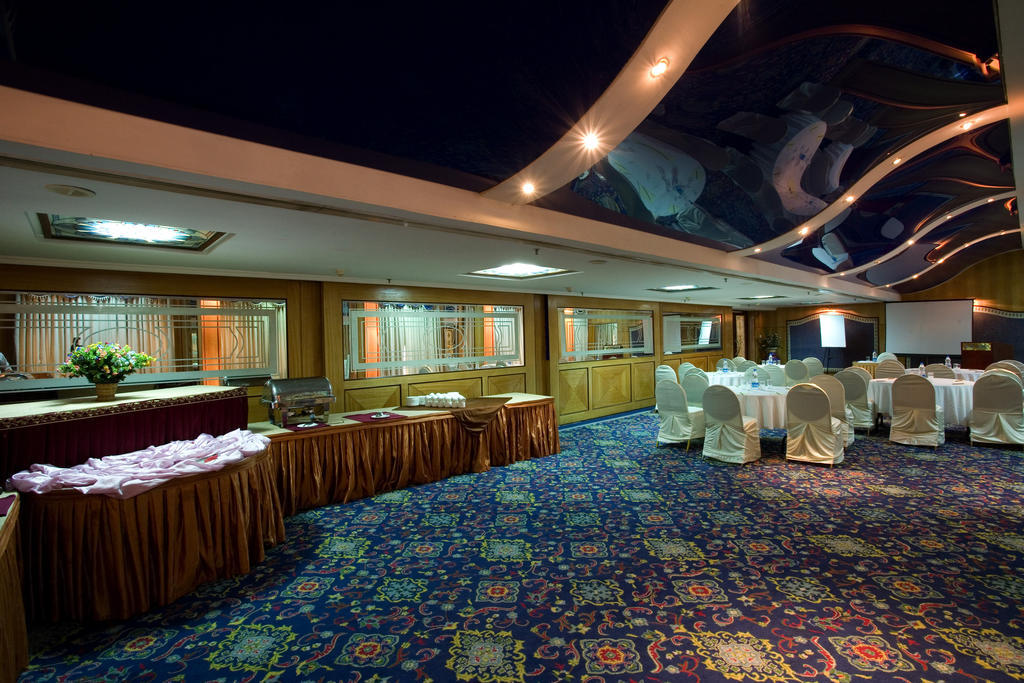 Hotel Benzz Park צ'נאי מראה חיצוני תמונה
